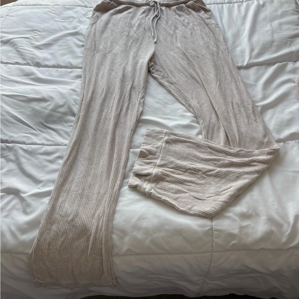 Target cozy ribbed notch collar pajama set - Picture 3 of 3